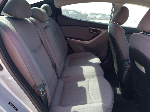 Photo 5 VIN: 5NPDH4AE2GH745499 - HYUNDAI ELANTRA SE 