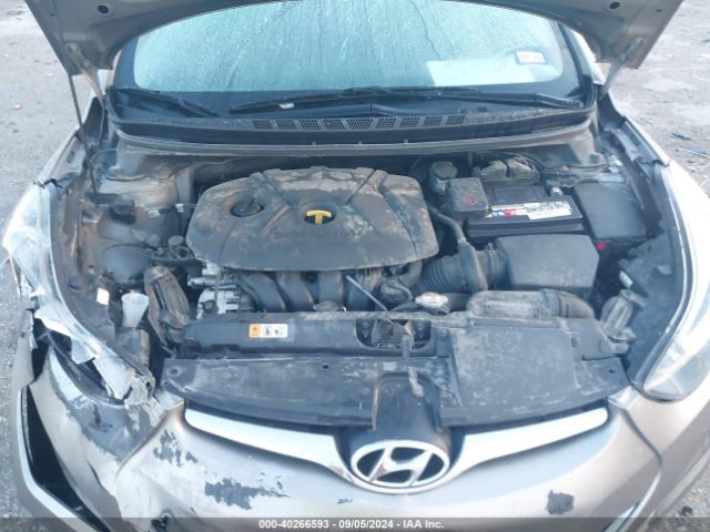 Photo 9 VIN: 5NPDH4AE2GH753117 - HYUNDAI ELANTRA 