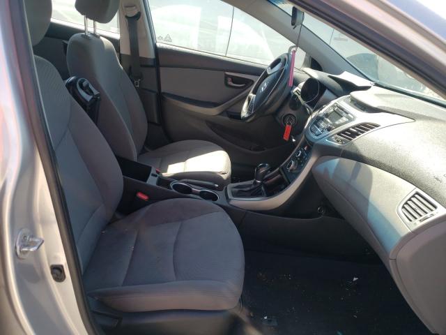 Photo 4 VIN: 5NPDH4AE2GH753246 - HYUNDAI ELANTRA 