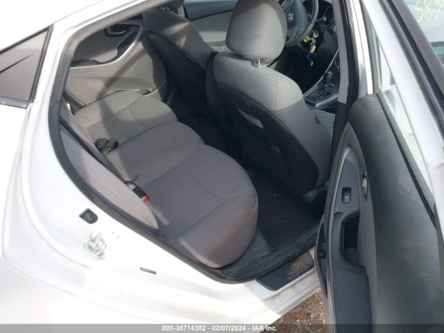 Photo 7 VIN: 5NPDH4AE2GH753487 - HYUNDAI ELANTRA 