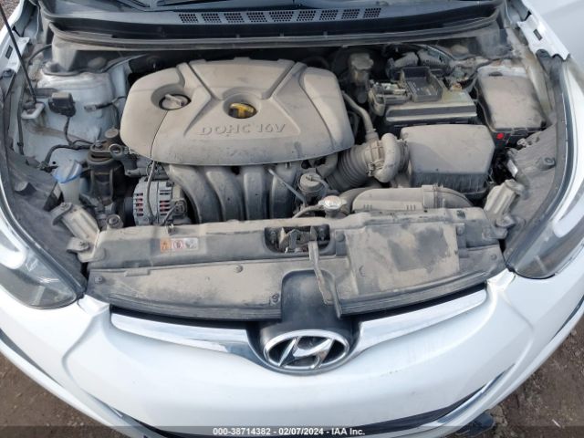 Photo 9 VIN: 5NPDH4AE2GH753487 - HYUNDAI ELANTRA 