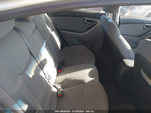 Photo 7 VIN: 5NPDH4AE2GH753988 - HYUNDAI ELANTRA 