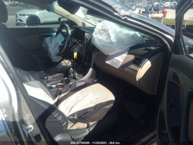 Photo 4 VIN: 5NPDH4AE2GH754574 - HYUNDAI ELANTRA 