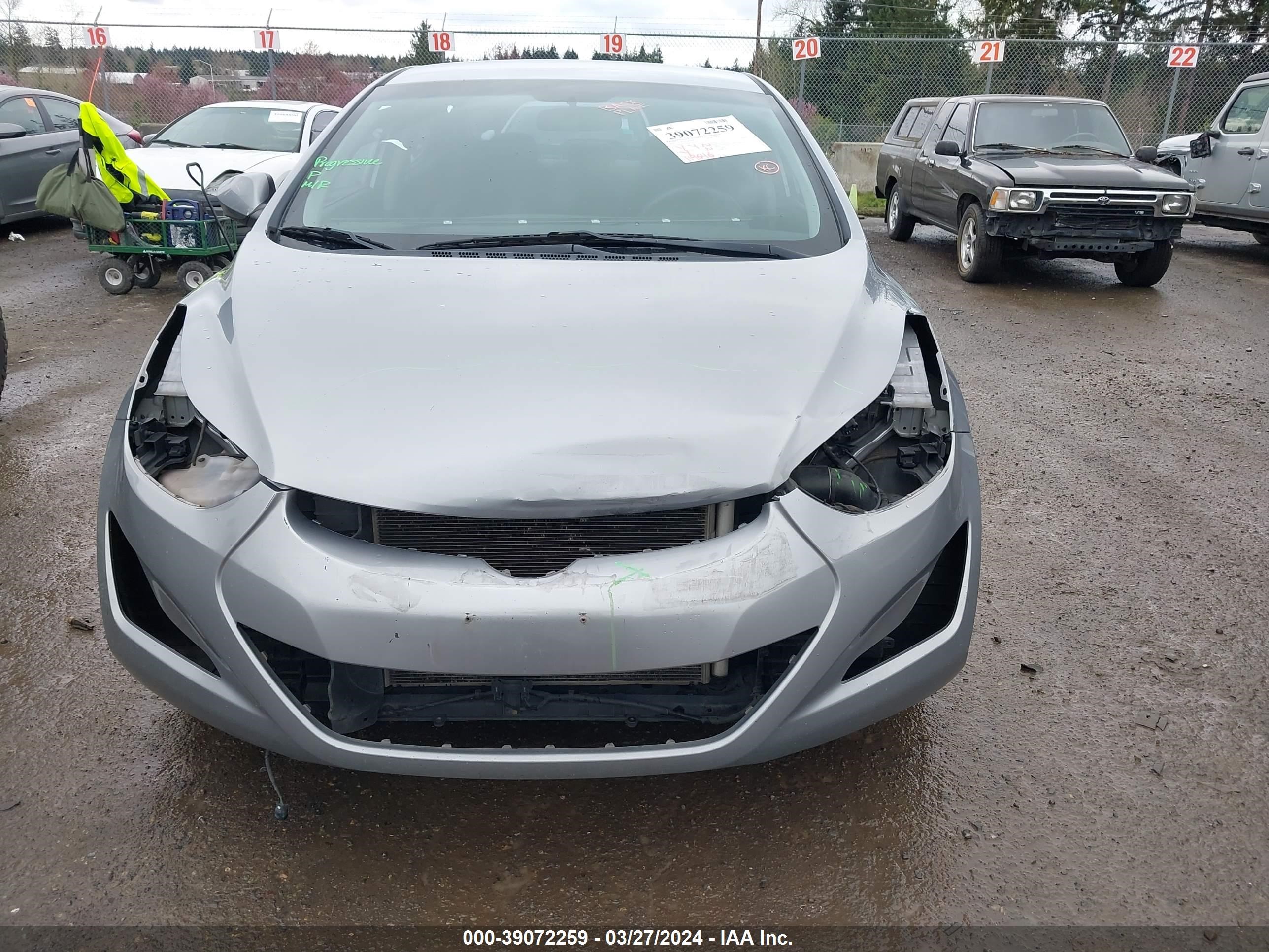 Photo 5 VIN: 5NPDH4AE2GH756275 - HYUNDAI ELANTRA 