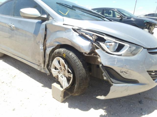 Photo 8 VIN: 5NPDH4AE2GH757295 - HYUNDAI ELANTRA SE 