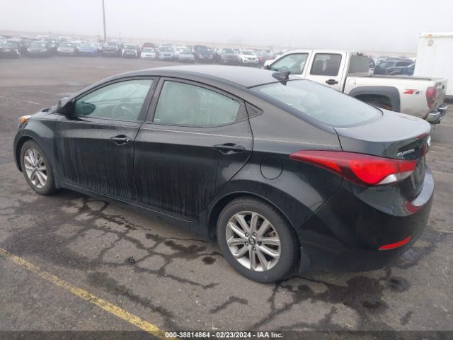 Photo 2 VIN: 5NPDH4AE2GH758690 - HYUNDAI ELANTRA 