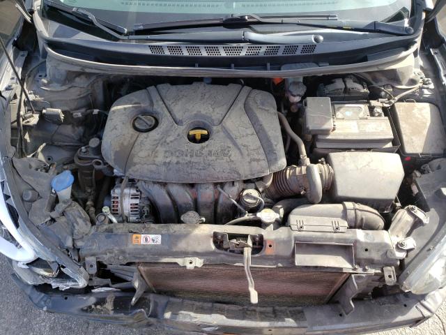 Photo 6 VIN: 5NPDH4AE2GH760245 - HYUNDAI ELANTRA SE 