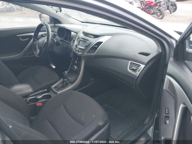 Photo 4 VIN: 5NPDH4AE2GH762366 - HYUNDAI ELANTRA 