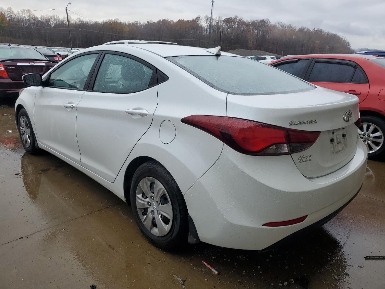 Photo 1 VIN: 5NPDH4AE2GH764795 - HYUNDAI ELANTRA 