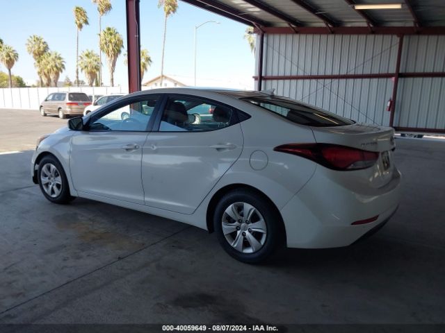 Photo 2 VIN: 5NPDH4AE2GH765073 - HYUNDAI ELANTRA 