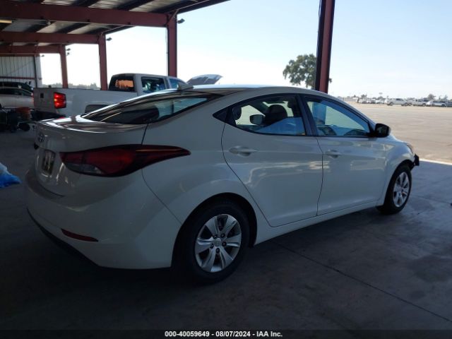 Photo 3 VIN: 5NPDH4AE2GH765073 - HYUNDAI ELANTRA 