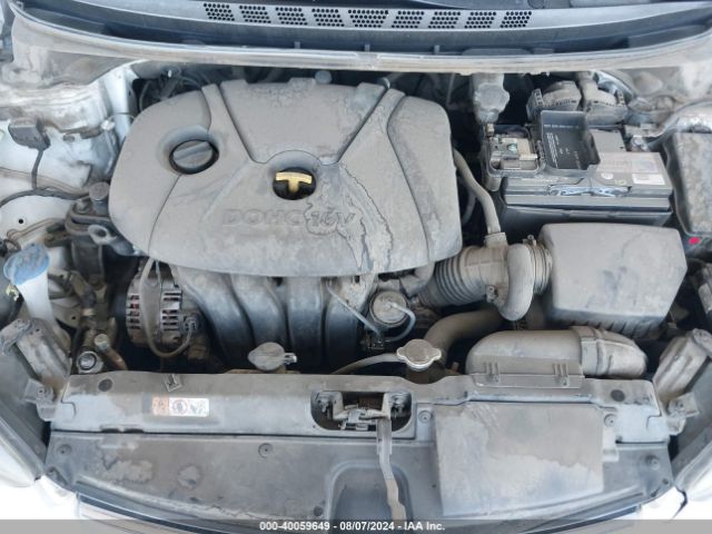 Photo 9 VIN: 5NPDH4AE2GH765073 - HYUNDAI ELANTRA 