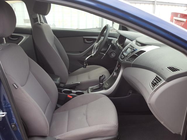 Photo 4 VIN: 5NPDH4AE2GH767289 - HYUNDAI ELANTRA SE 