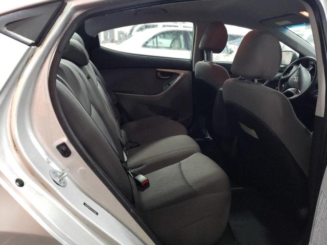 Photo 9 VIN: 5NPDH4AE2GH767860 - HYUNDAI ELANTRA SE 