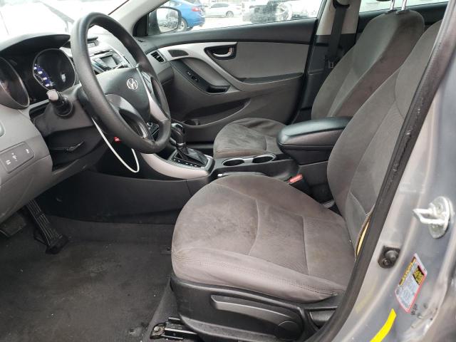 Photo 6 VIN: 5NPDH4AE2GH770063 - HYUNDAI ELANTRA SE 