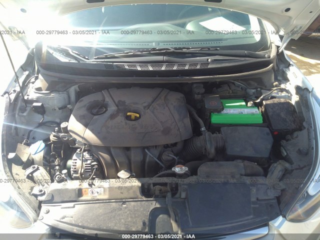 Photo 9 VIN: 5NPDH4AE2GH771519 - HYUNDAI ELANTRA 