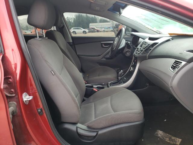 Photo 4 VIN: 5NPDH4AE2GH774761 - HYUNDAI ELANTRA SE 