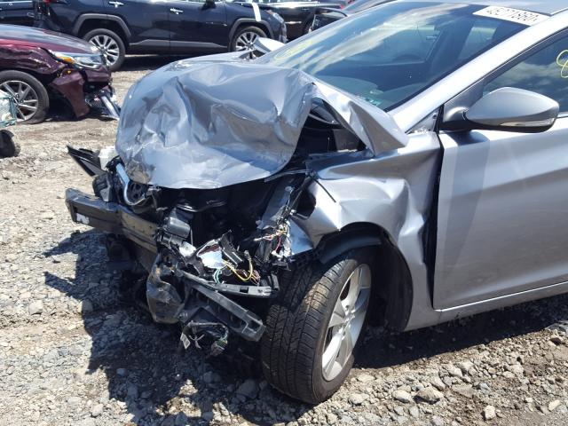 Photo 8 VIN: 5NPDH4AE2GH776316 - HYUNDAI ELANTRA SE 