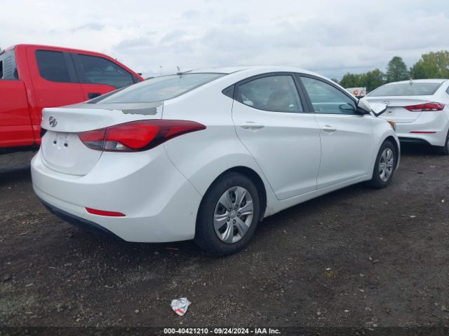 Photo 3 VIN: 5NPDH4AE2GH781421 - HYUNDAI ELANTRA 