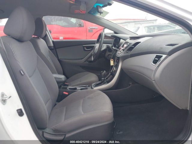 Photo 4 VIN: 5NPDH4AE2GH781421 - HYUNDAI ELANTRA 