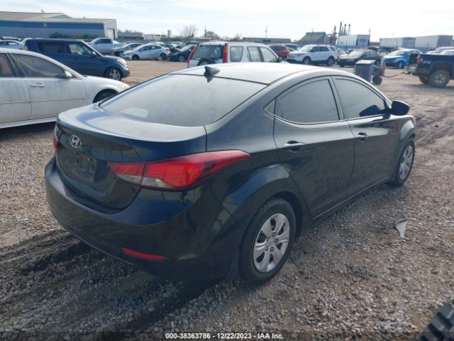 Photo 3 VIN: 5NPDH4AE2GH781662 - HYUNDAI ELANTRA 