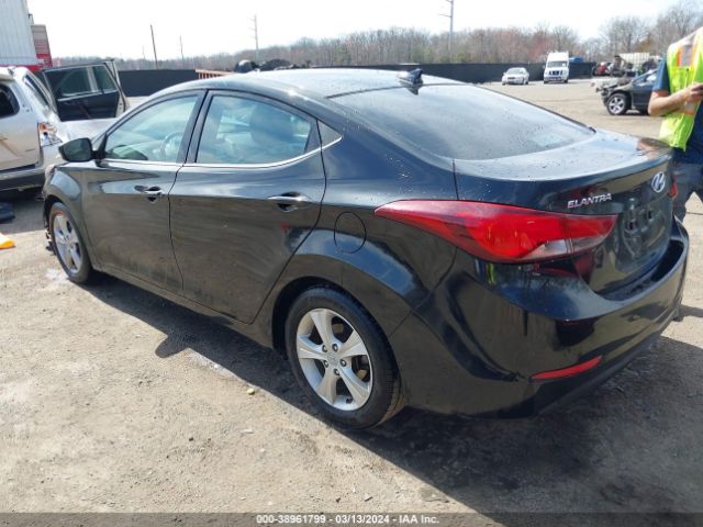 Photo 2 VIN: 5NPDH4AE2GH782052 - HYUNDAI ELANTRA 