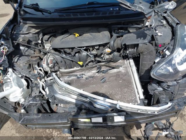 Photo 9 VIN: 5NPDH4AE2GH782052 - HYUNDAI ELANTRA 