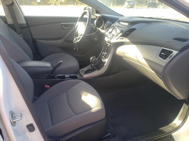 Photo 4 VIN: 5NPDH4AE2GH782889 - HYUNDAI ELANTRA SE 