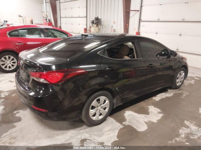 Photo 3 VIN: 5NPDH4AE2GH786652 - HYUNDAI ELANTRA 