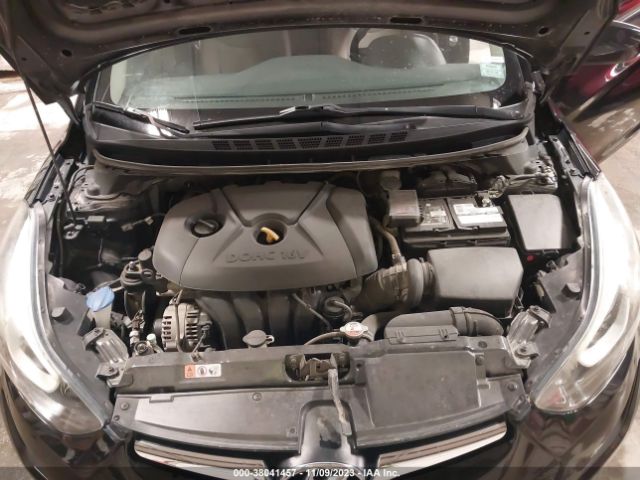 Photo 9 VIN: 5NPDH4AE2GH786652 - HYUNDAI ELANTRA 