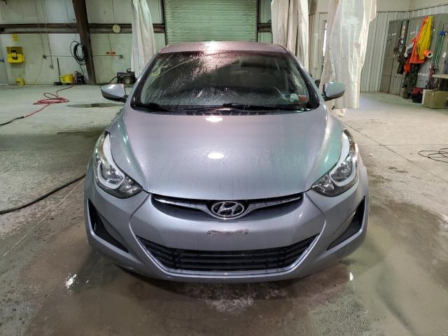 Photo 4 VIN: 5NPDH4AE2GH787090 - HYUNDAI ELANTRA 