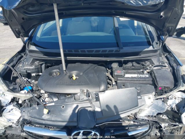 Photo 9 VIN: 5NPDH4AE2GH788675 - HYUNDAI ELANTRA 