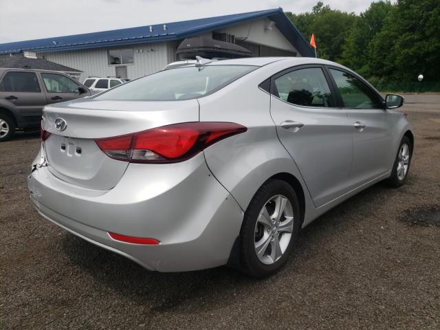 Photo 3 VIN: 5NPDH4AE2GH794072 - HYUNDAI ELANTRA SE 