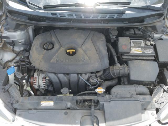 Photo 6 VIN: 5NPDH4AE3BH002620 - HYUNDAI ELANTRA GL 