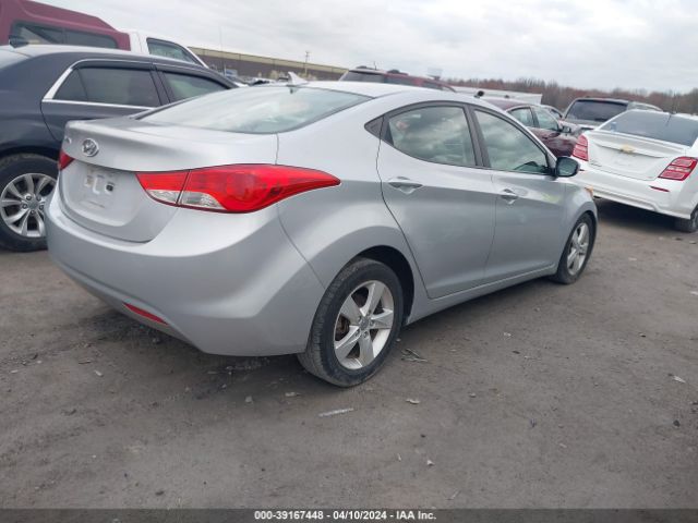 Photo 3 VIN: 5NPDH4AE3BH014962 - HYUNDAI ELANTRA 