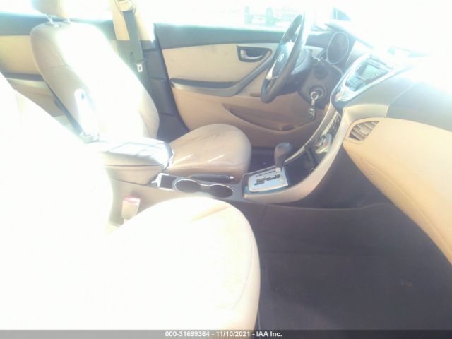 Photo 4 VIN: 5NPDH4AE3BH016985 - HYUNDAI ELANTRA 