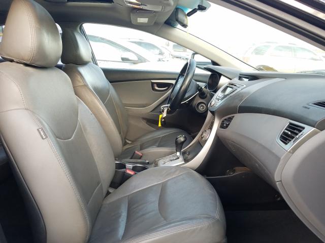 Photo 4 VIN: 5NPDH4AE3BH017053 - HYUNDAI ELANTRA GL 