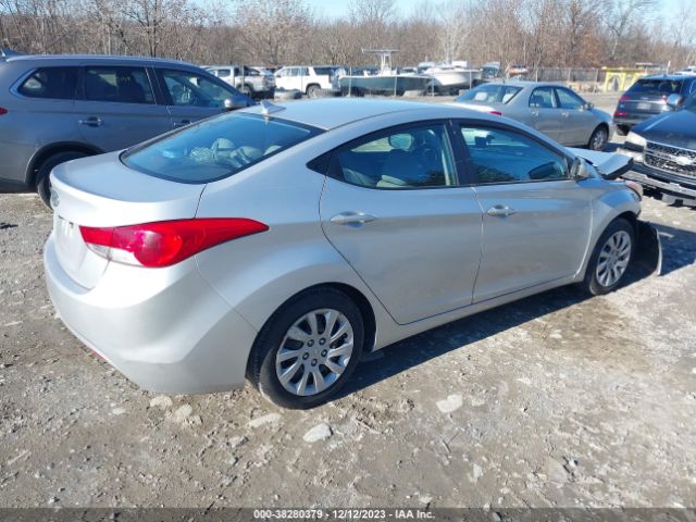 Photo 3 VIN: 5NPDH4AE3BH025797 - HYUNDAI ELANTRA 