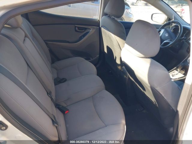 Photo 7 VIN: 5NPDH4AE3BH025797 - HYUNDAI ELANTRA 