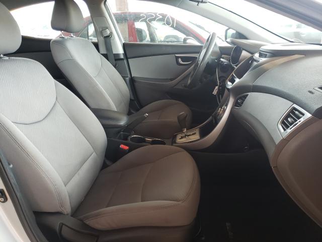 Photo 4 VIN: 5NPDH4AE3BH028036 - HYUNDAI ELANTRA GL 