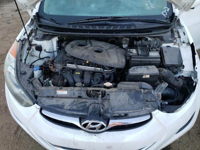 Photo 6 VIN: 5NPDH4AE3BH045533 - HYUNDAI ELANTRA 