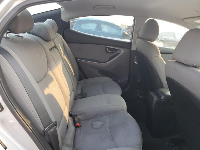 Photo 9 VIN: 5NPDH4AE3BH048562 - HYUNDAI ELANTRA 