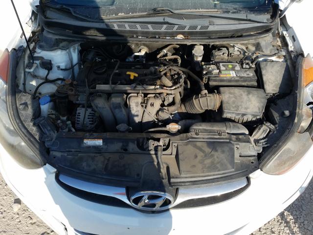 Photo 6 VIN: 5NPDH4AE3BH049615 - HYUNDAI ELANTRA GL 