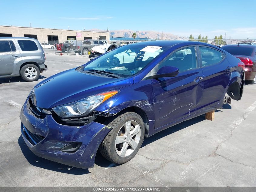 Photo 1 VIN: 5NPDH4AE3BH050392 - HYUNDAI ELANTRA 