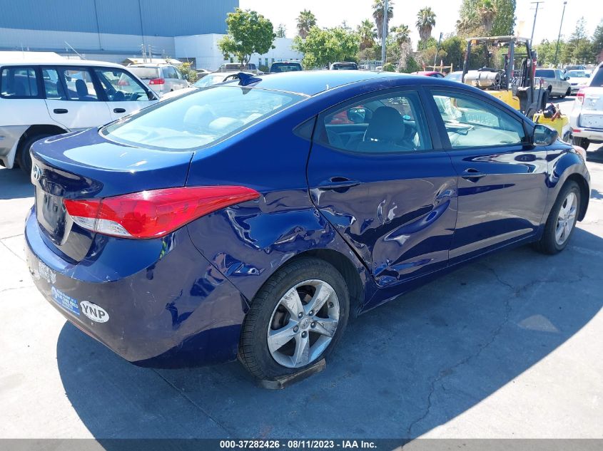 Photo 3 VIN: 5NPDH4AE3BH050392 - HYUNDAI ELANTRA 