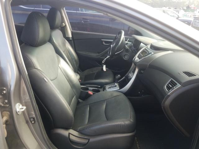 Photo 4 VIN: 5NPDH4AE3BH053227 - HYUNDAI ELANTRA GL 