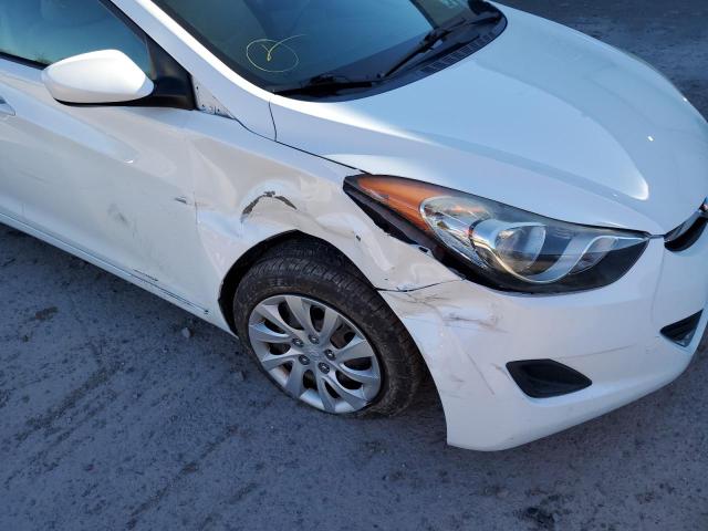 Photo 8 VIN: 5NPDH4AE3CH071129 - HYUNDAI ELANTRA GL 