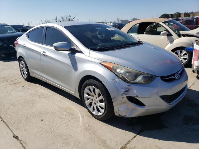 Photo 3 VIN: 5NPDH4AE3CH073866 - HYUNDAI ELANTRA 