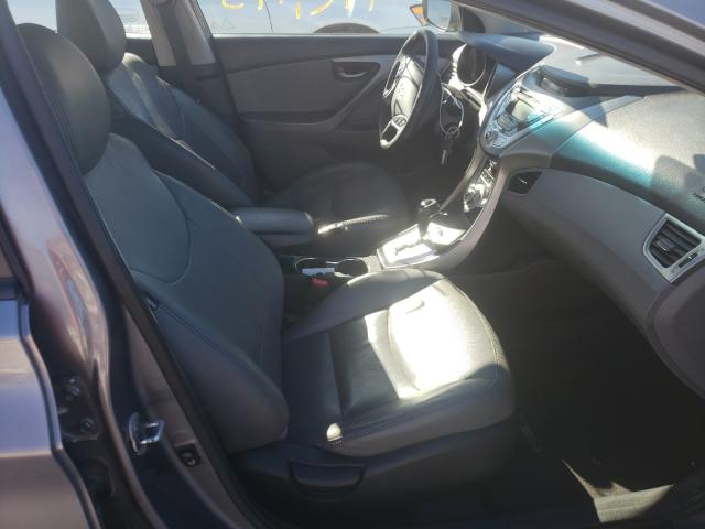 Photo 4 VIN: 5NPDH4AE3CH090439 - HYUNDAI ELANTRA GL 