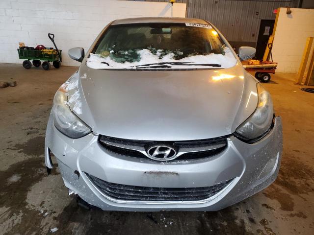 Photo 4 VIN: 5NPDH4AE3CH098900 - HYUNDAI ELANTRA 